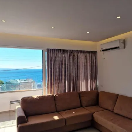 Sea View *